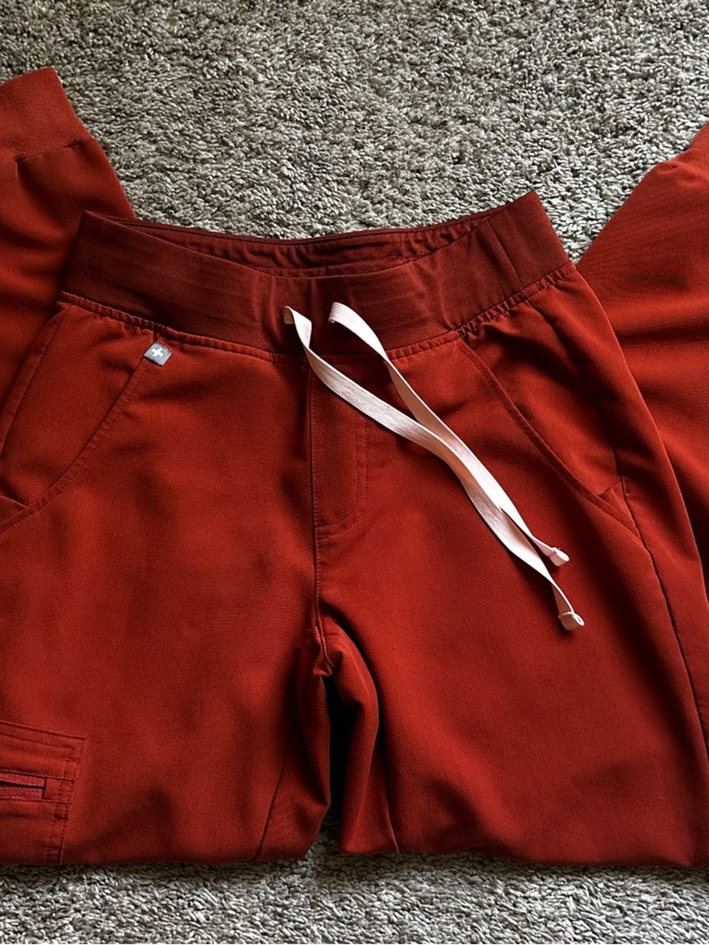 FIGS Scrub Set - Picture 4 of 6